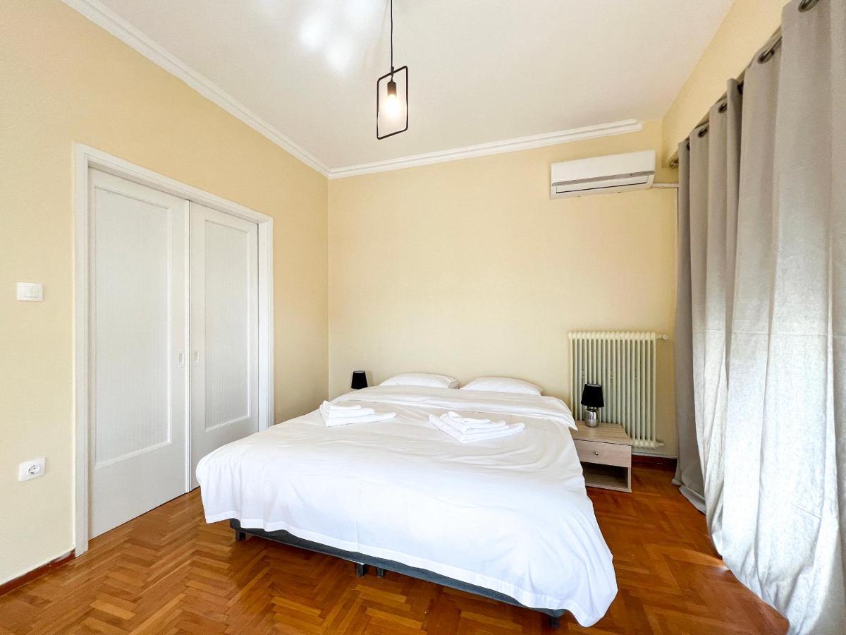 Chiou Spacious 90Sqm Apt In Athens Exterior photo