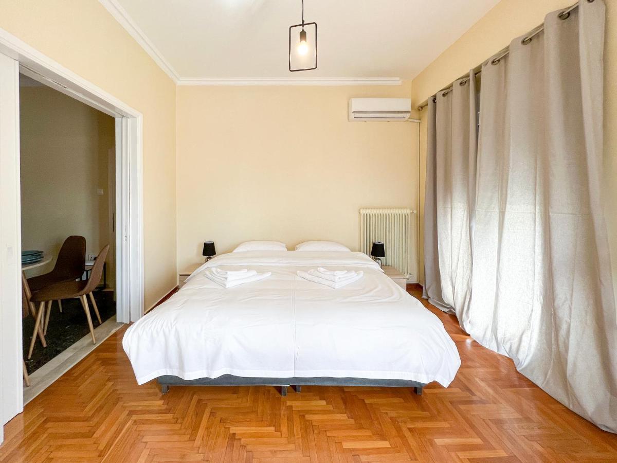 Chiou Spacious 90Sqm Apt In Athens Exterior photo